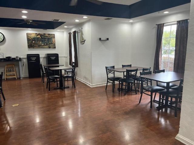 Baymont By Wyndham Lakeland Exterior foto